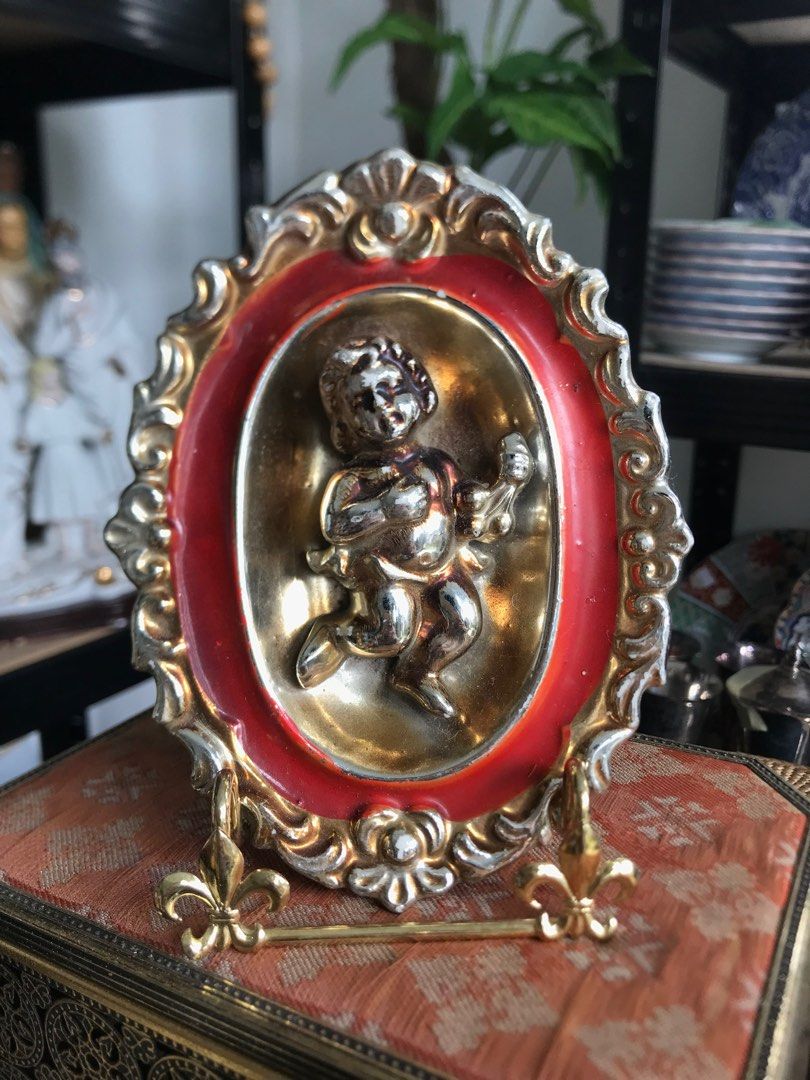 Hollywood Regency Cherub Ceramic Wall Plaque (Category: Wall Decor) located in Bulacan. Submitted by YourCollection (Listing ID 1256125014, Image 2). Description: Hollywood Regency Cherub Ceramic Wall Plaque Measuments H 6” W 4.25” ₱380.