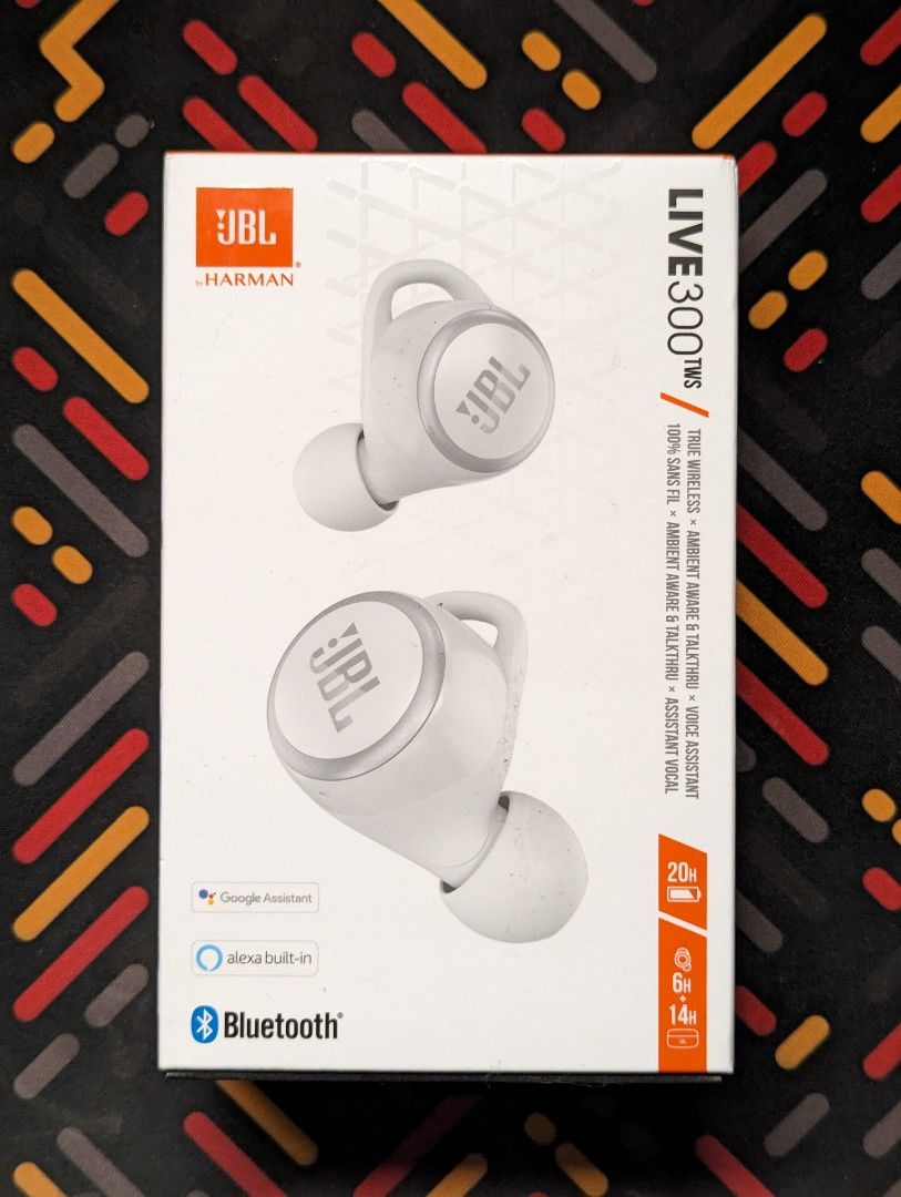 Jbl live hotsell 300tws iphone