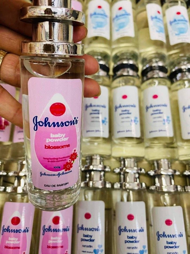 Johnson's Eau De Parfum 4PCS - ボディミスト