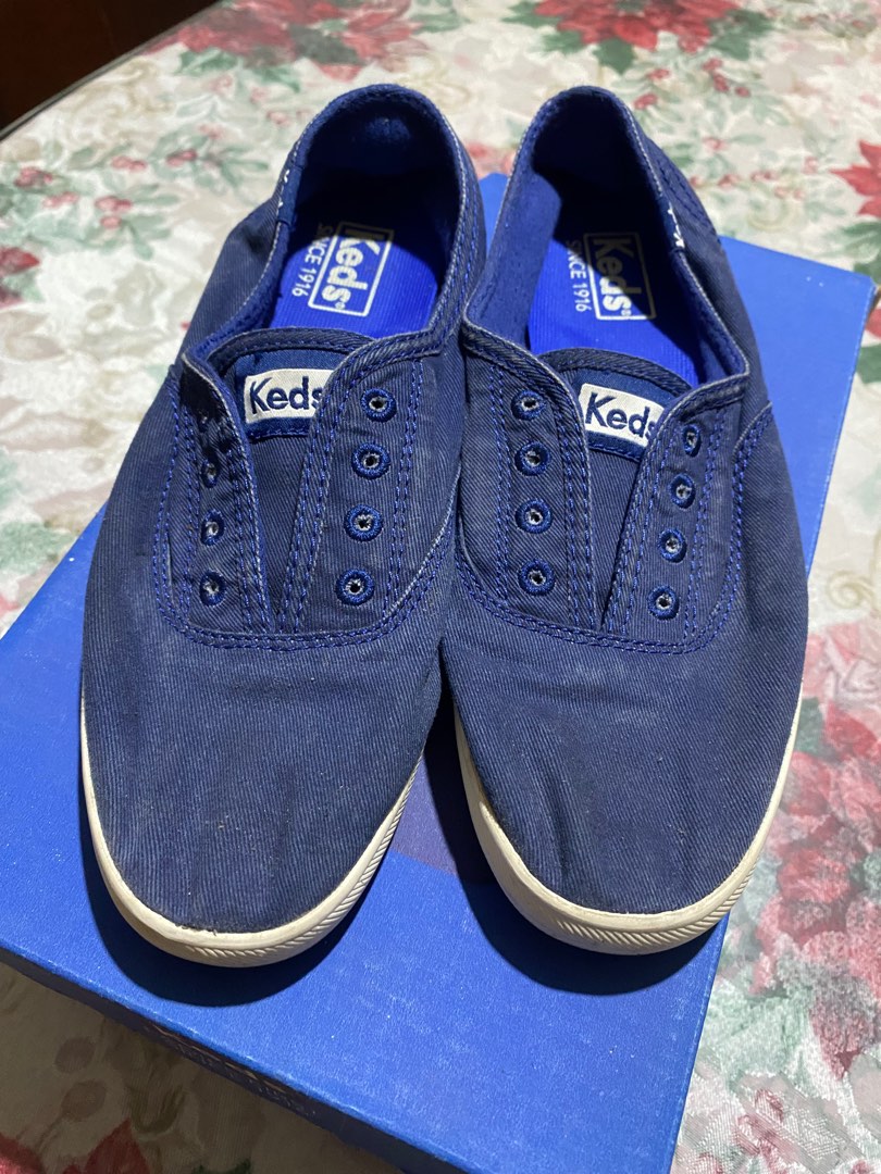 navy blue keds women's