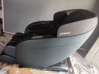 Kerusi urut coway