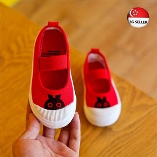 Red shoes for little clearance girls
