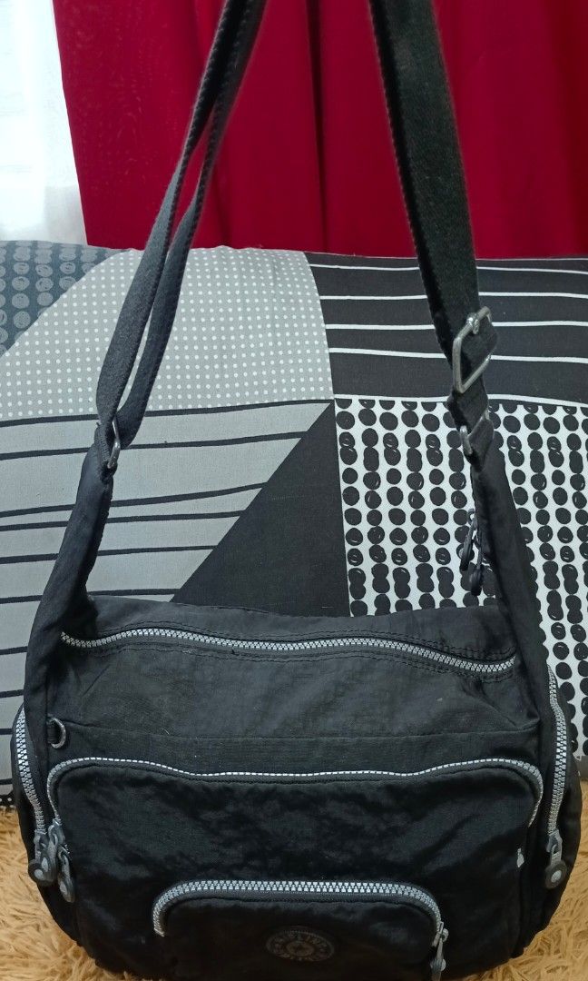 Kipling europa large crossbody bag deals