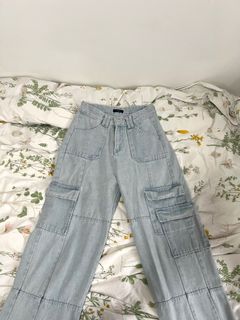 (Category: ) located in . Submitted by chloelset (Listing ID 1256133201, Image 1). Description: .