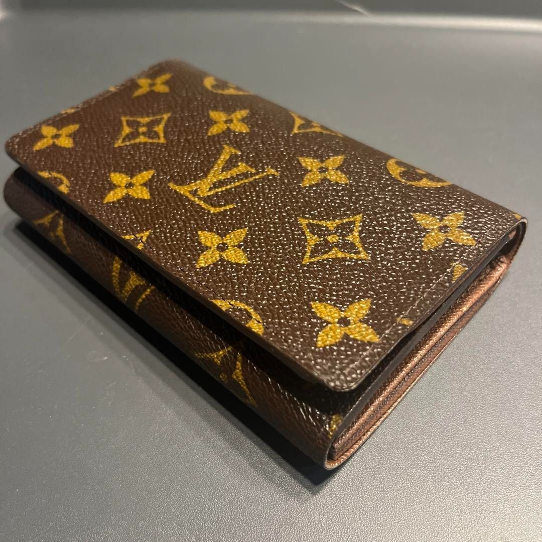 Louis Vuitton Monogram Men's Bifold Wallet, Luxury, Bags & Wallets on  Carousell