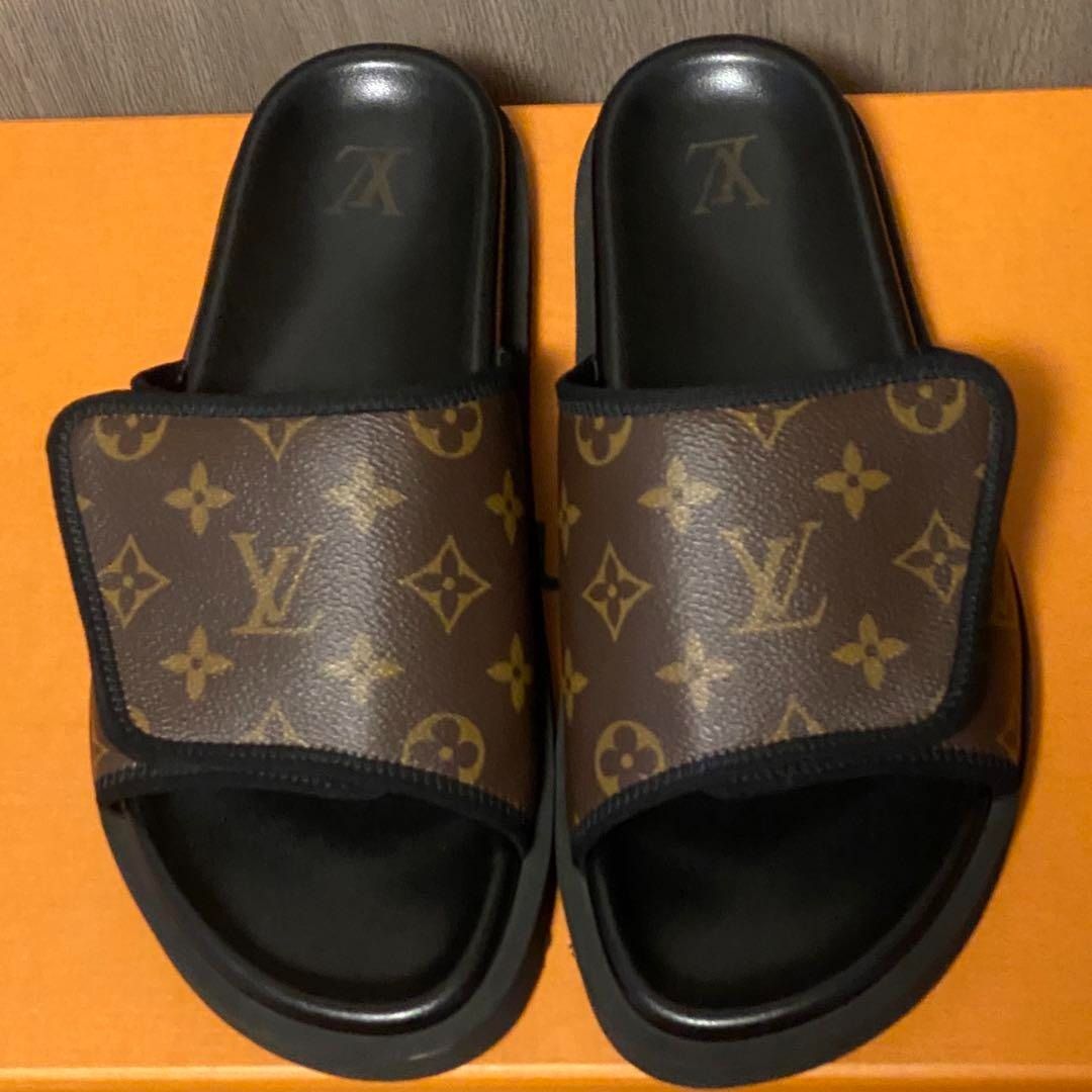 Louis Vuitton Miami Mule in Eclipse, Men's Fashion, Footwear, Slippers &  Slides on Carousell