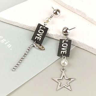 韓版風-LOVE皮革耳環