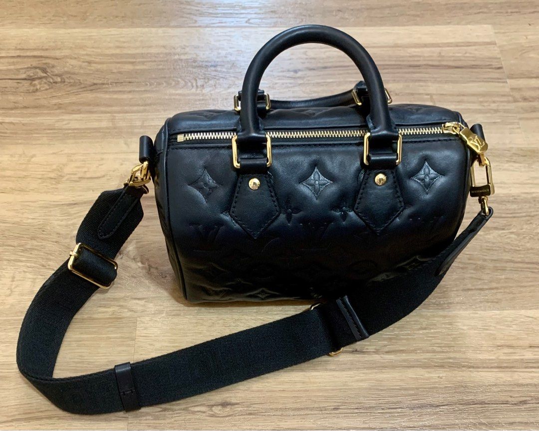 LV Speedy 22 (Rare!) Lambskin leather, Women's Fashion, Bags & Wallets,  Shoulder Bags on Carousell