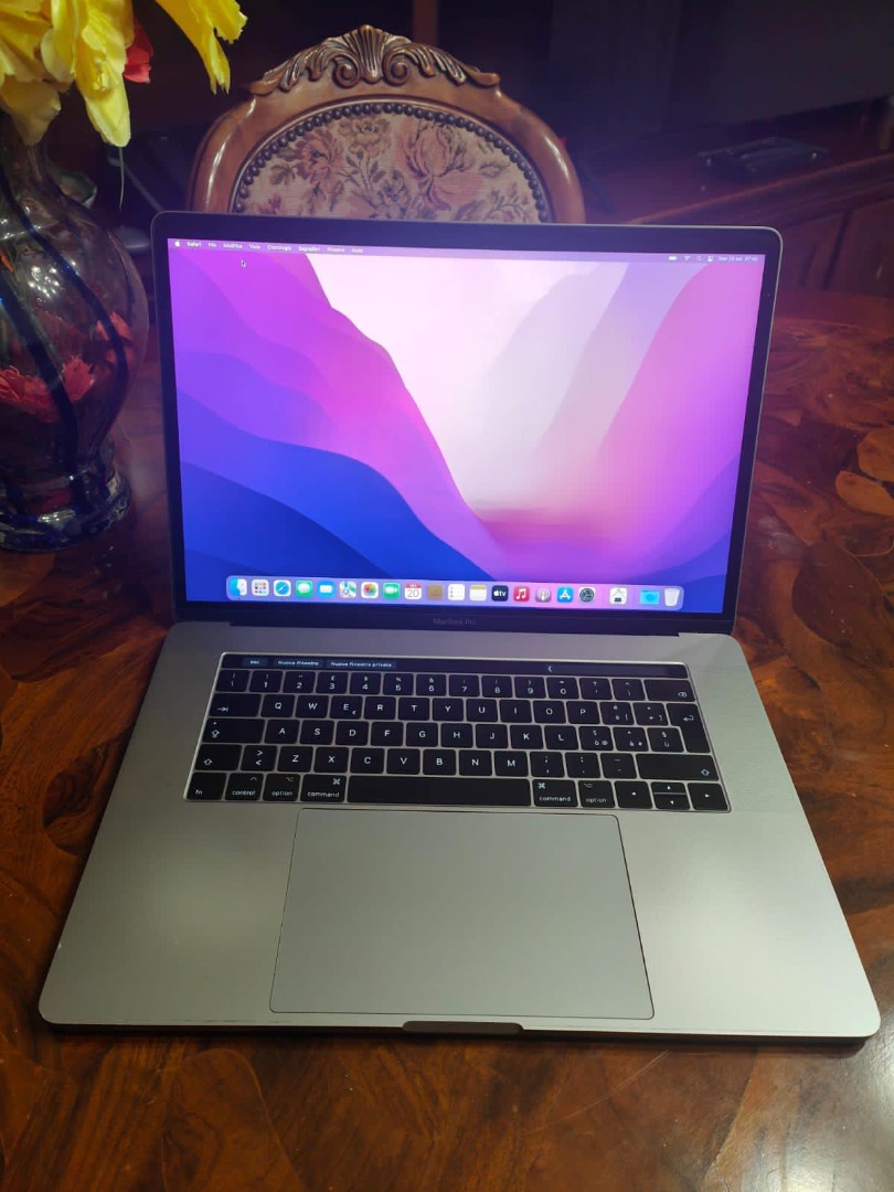 MacBook Pro 15 2016 Touchbar i7 16 GB 1TB SSD, Computers & Tech, Laptops & Notebooks on Carousell