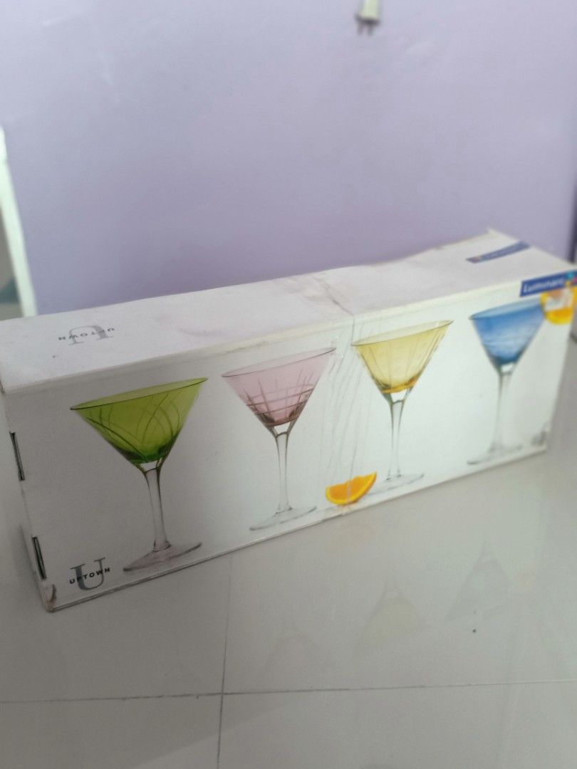 Martini glass set (Category: Other Kitchenware & Tableware) located in Cavite. Submitted by treasuretrovebyputri (Listing ID 1256274049, Image 1). Description: Brand new. 2nd photo for reference only.