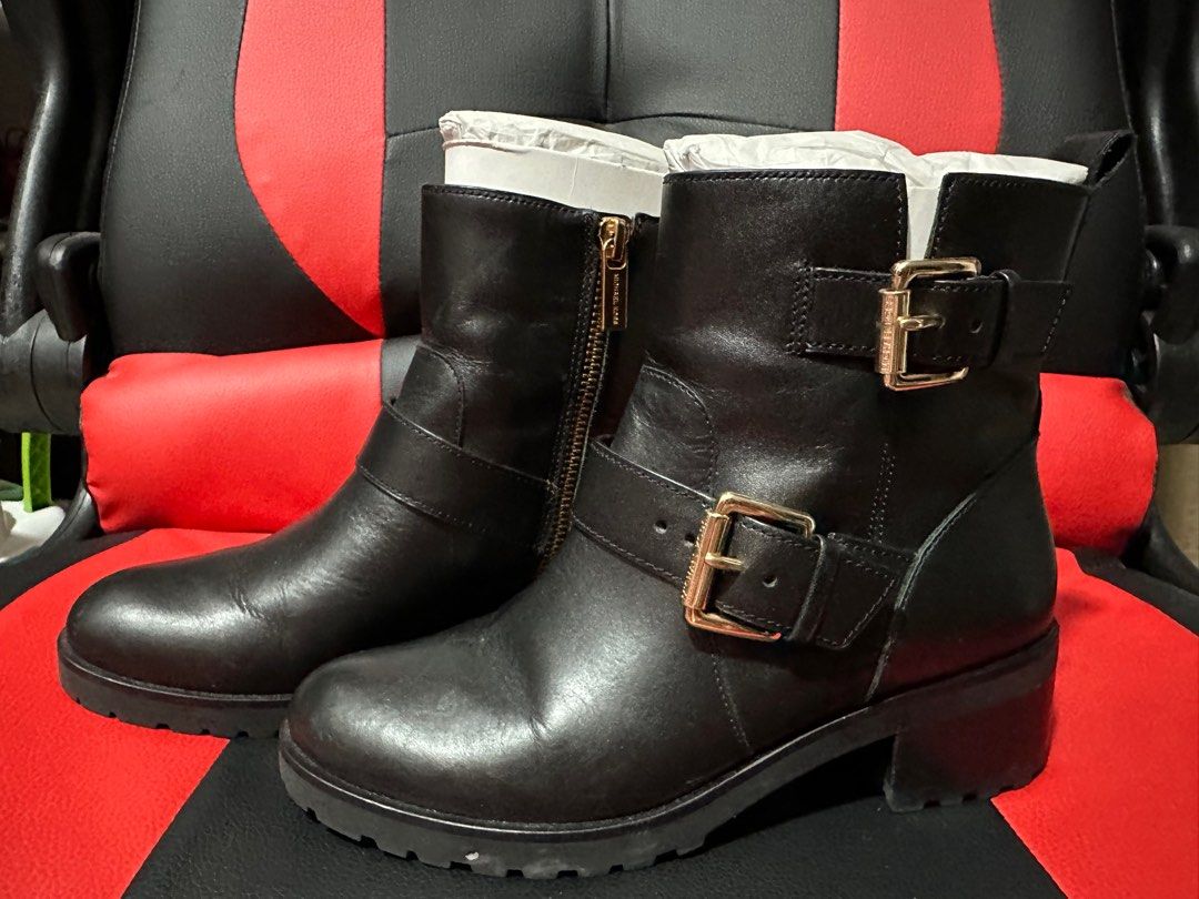 Michael kors acorn online boots