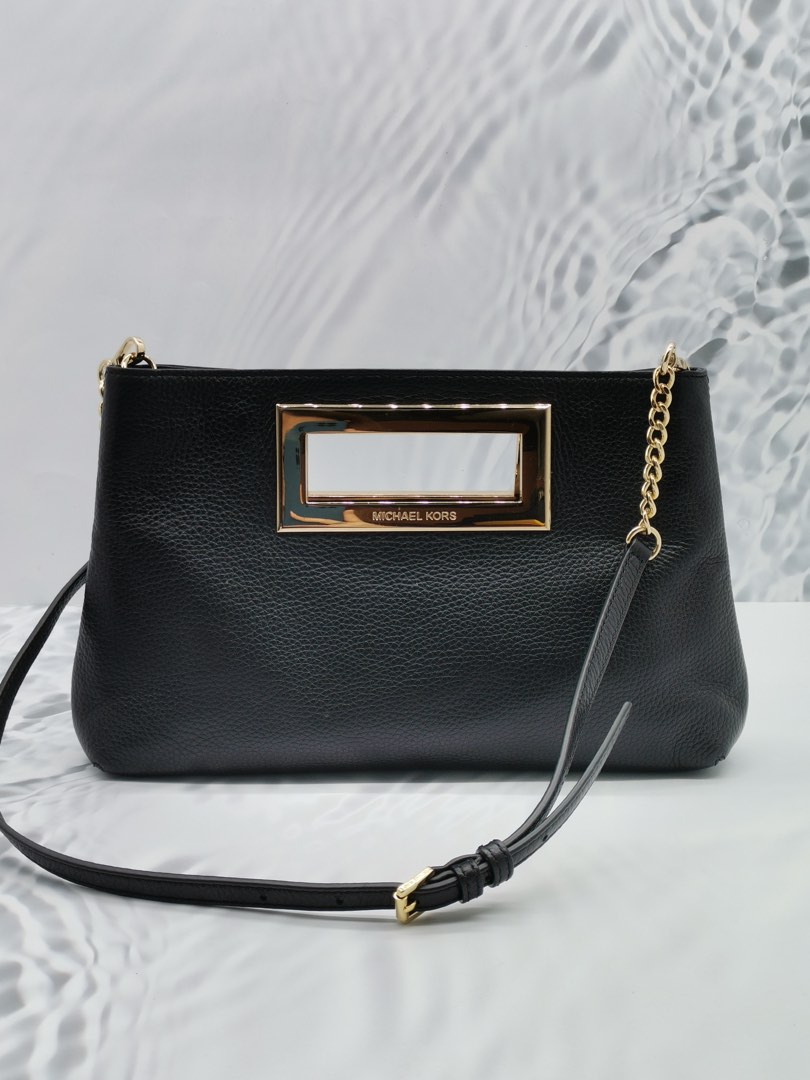 Michael kors berkley clutch top