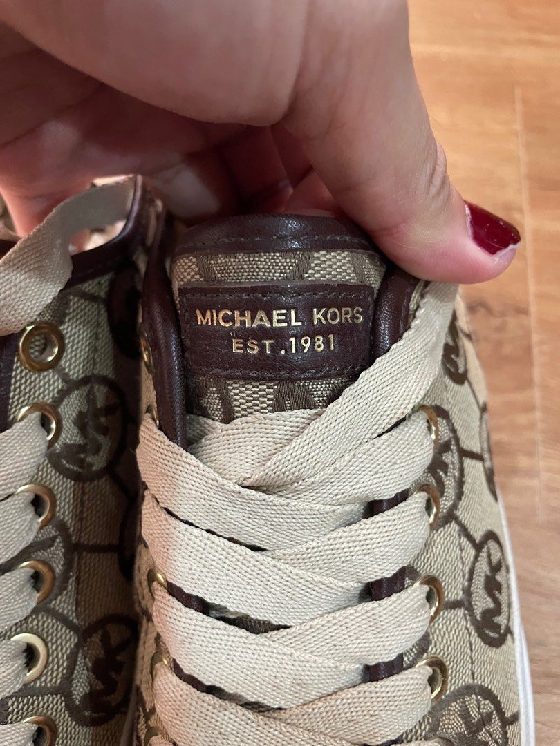 Mk logo shoes store
