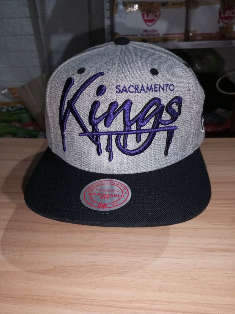Vintage Sacramento Kings OG Logo Silver Stitch, Men's Fashion, Watches &  Accessories, Caps & Hats on Carousell