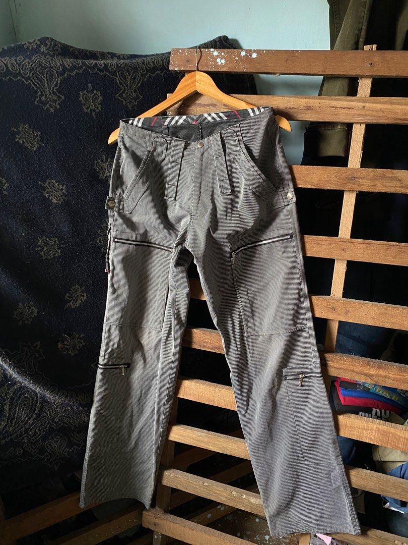 Burberry best sale pants zip