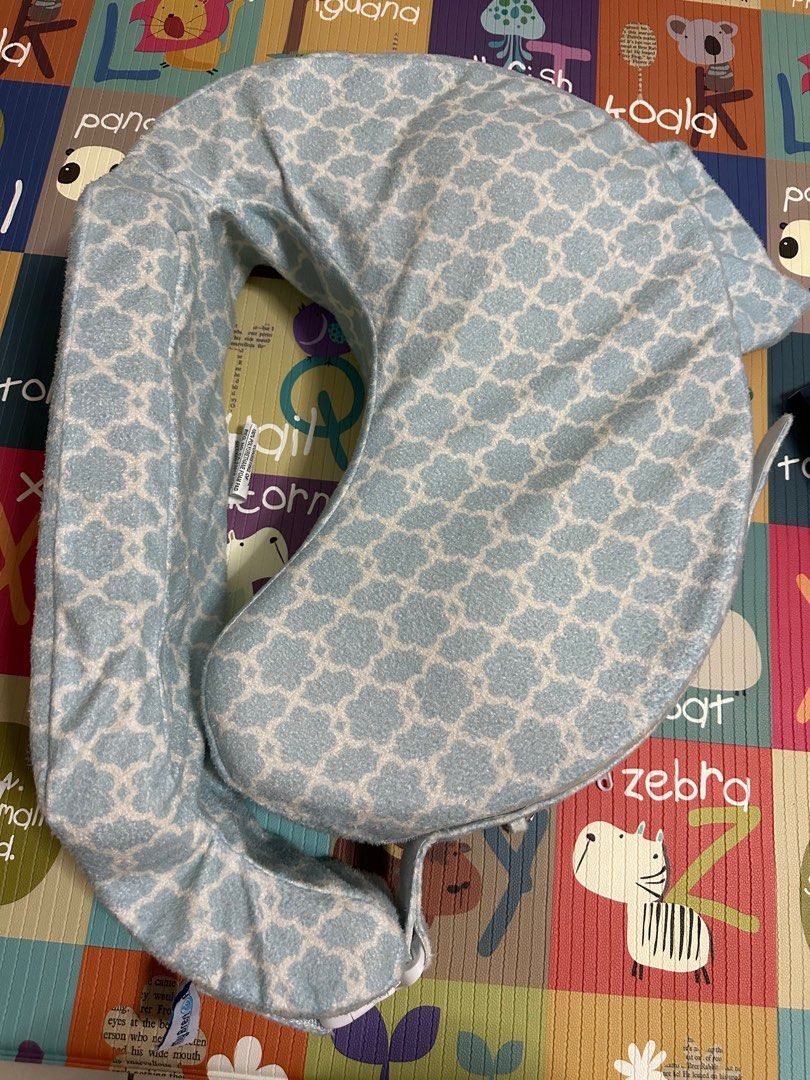 My Brest Friend Nursing Pillow, Babies & Kids, Baby Nursery & Kids