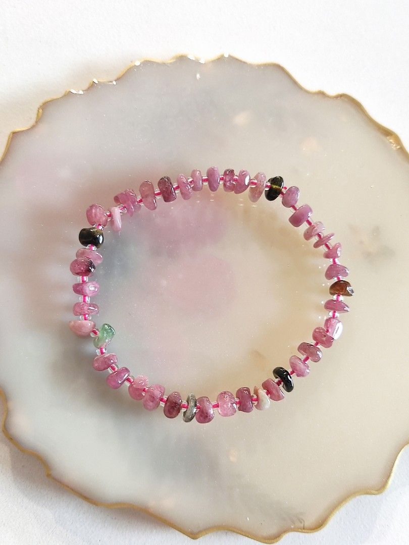 Free bracelet by mail online