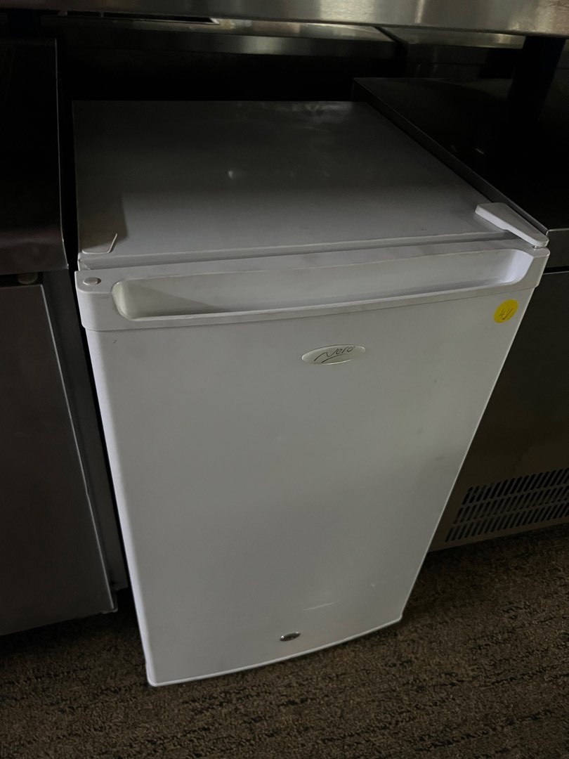 Nero Bar Fridge with freezer/ Small Fridge, TV & Home Appliances