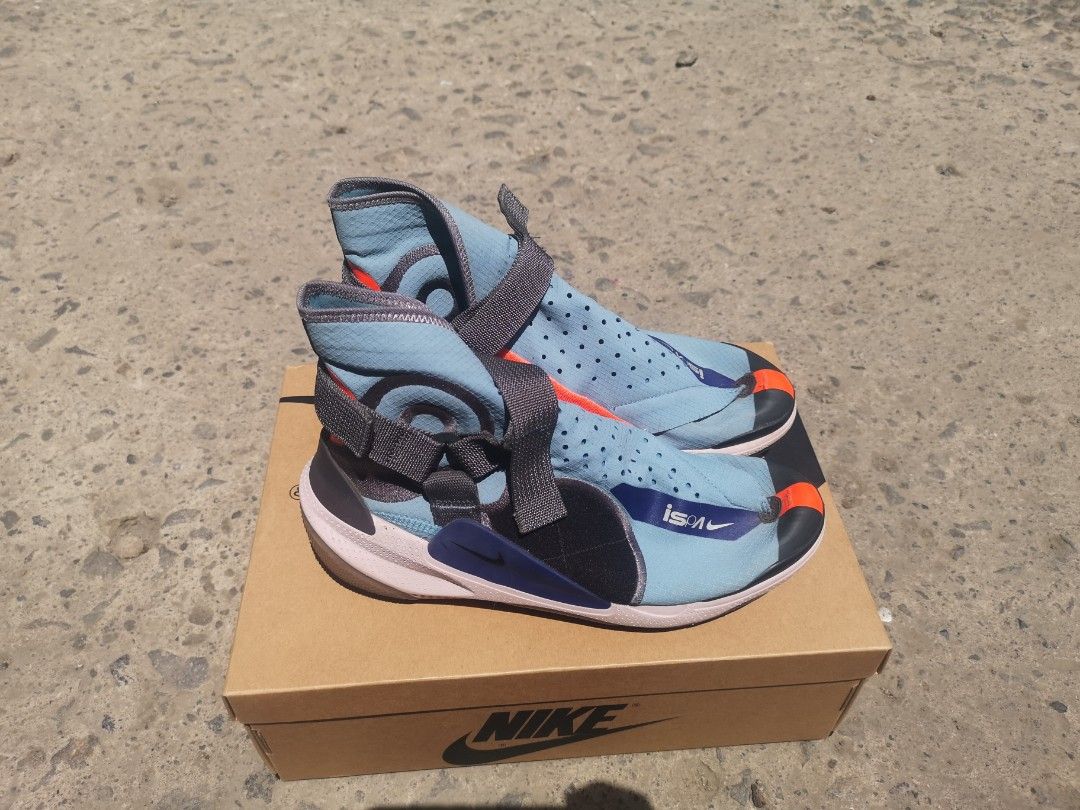 Nike Shoes (ISPA Envelope with joyride tech) (Category: Sneakers) located in Nasugbu. Submitted by rcai_777 (Listing ID 1256137941, Image 2). Description: Nike Envelope ISPA with joyride tech Used only for a couple of times No box included since it came from a Balikbayan box from Australia but I can include this nike box from my Jordan shoes Size 8.5 US.