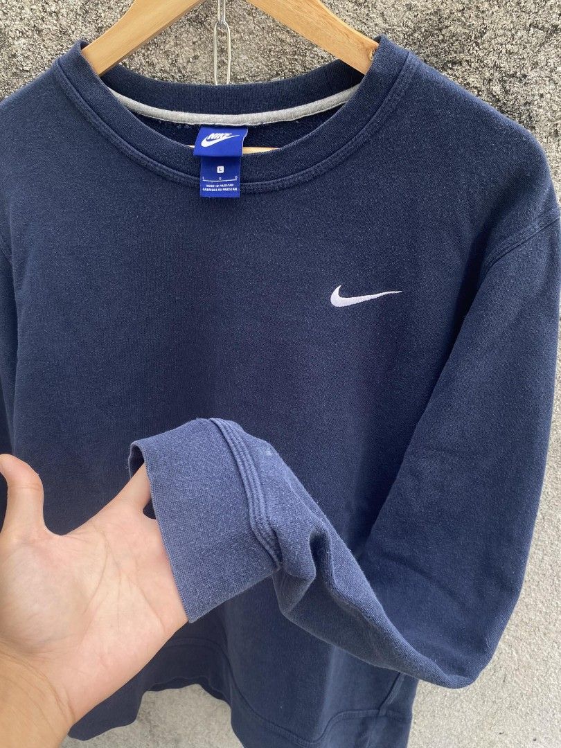 nike swoosh knit