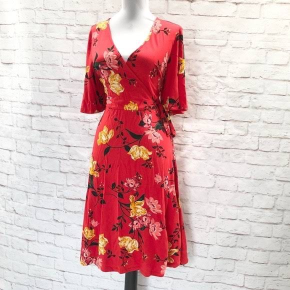 Old navy clearance red wrap dress