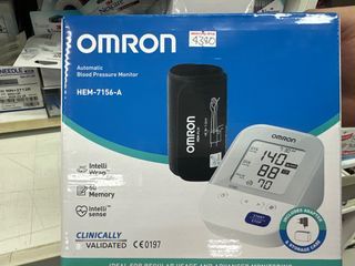 OMRON AUTOMATIC BLOOD PRESSURE MONITOR