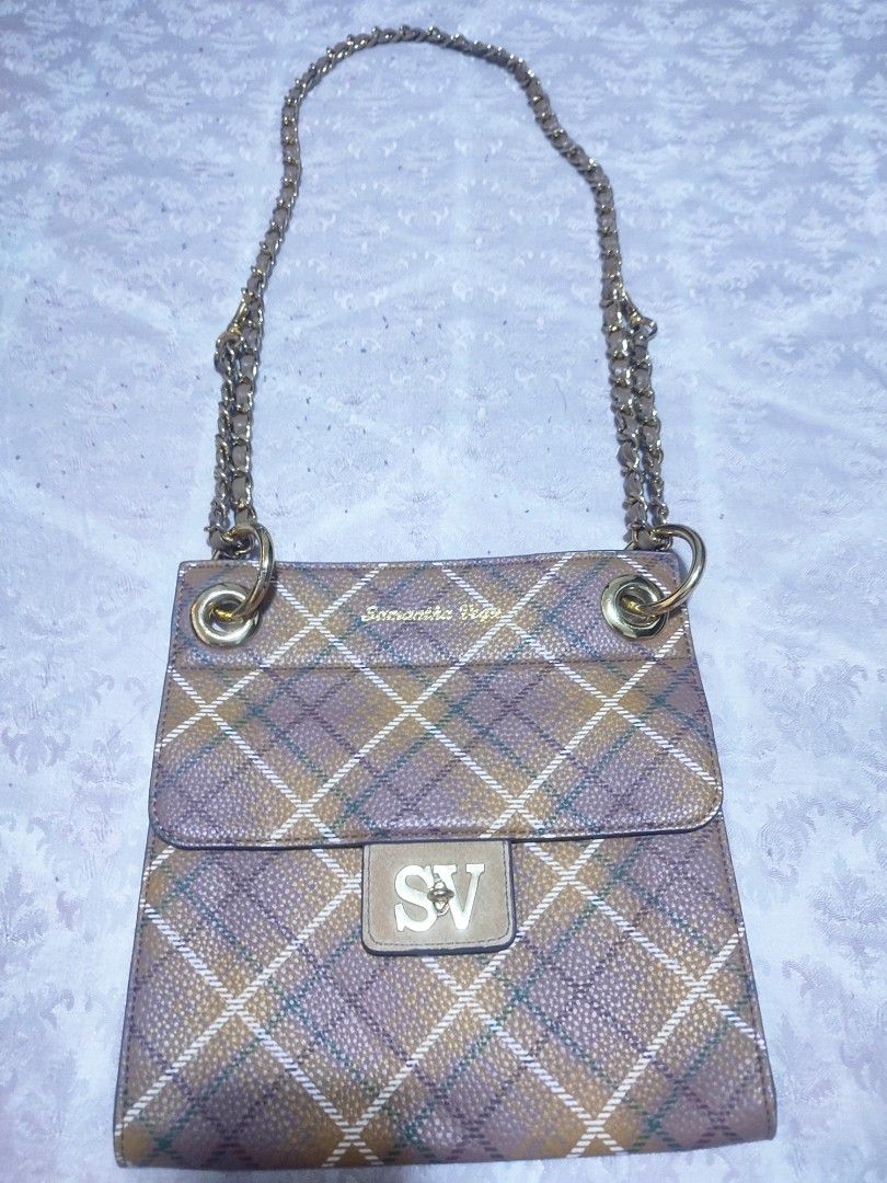 ORIGINAL SAMANTHA VEGA 2-WAY BAG (Category: Shoulder Bags) located in Manila. Submitted by rarepenguinph (Listing ID 1256182754, Image 1). Description: PRICE READJUSTED FROM 900 to 700 SAMANTHA VEGA is a trademark of Samantha Thavasa Japan Limited, Co. Ltd which is one of Japan's leading fashion brands. ✓Bought in Shibuya City ✓Made of high quality leather with suede/gamusa accents on the side and center plate. ✓Approximatety 44 inches chain whic