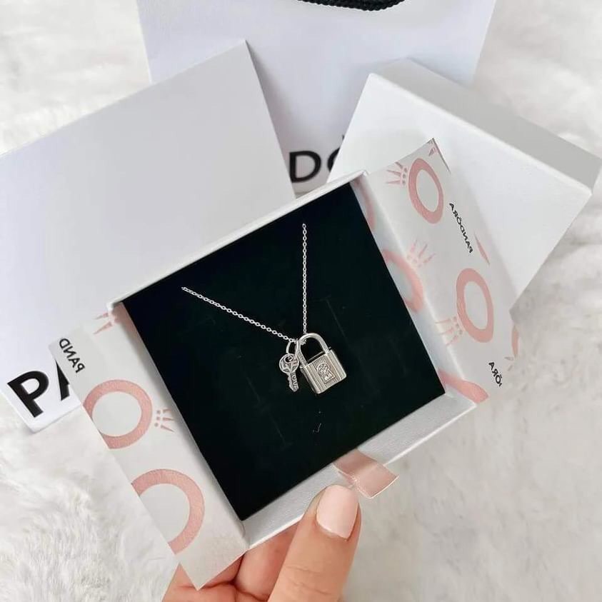 Padlock necklace pandora clearance
