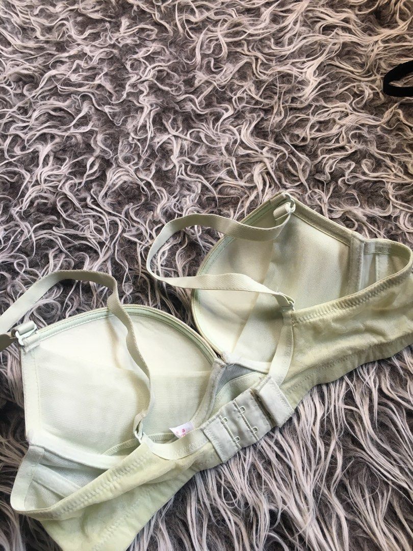 Smart sexy 34b/36a push up, Women's Fashion, Tops, Others Tops on Carousell