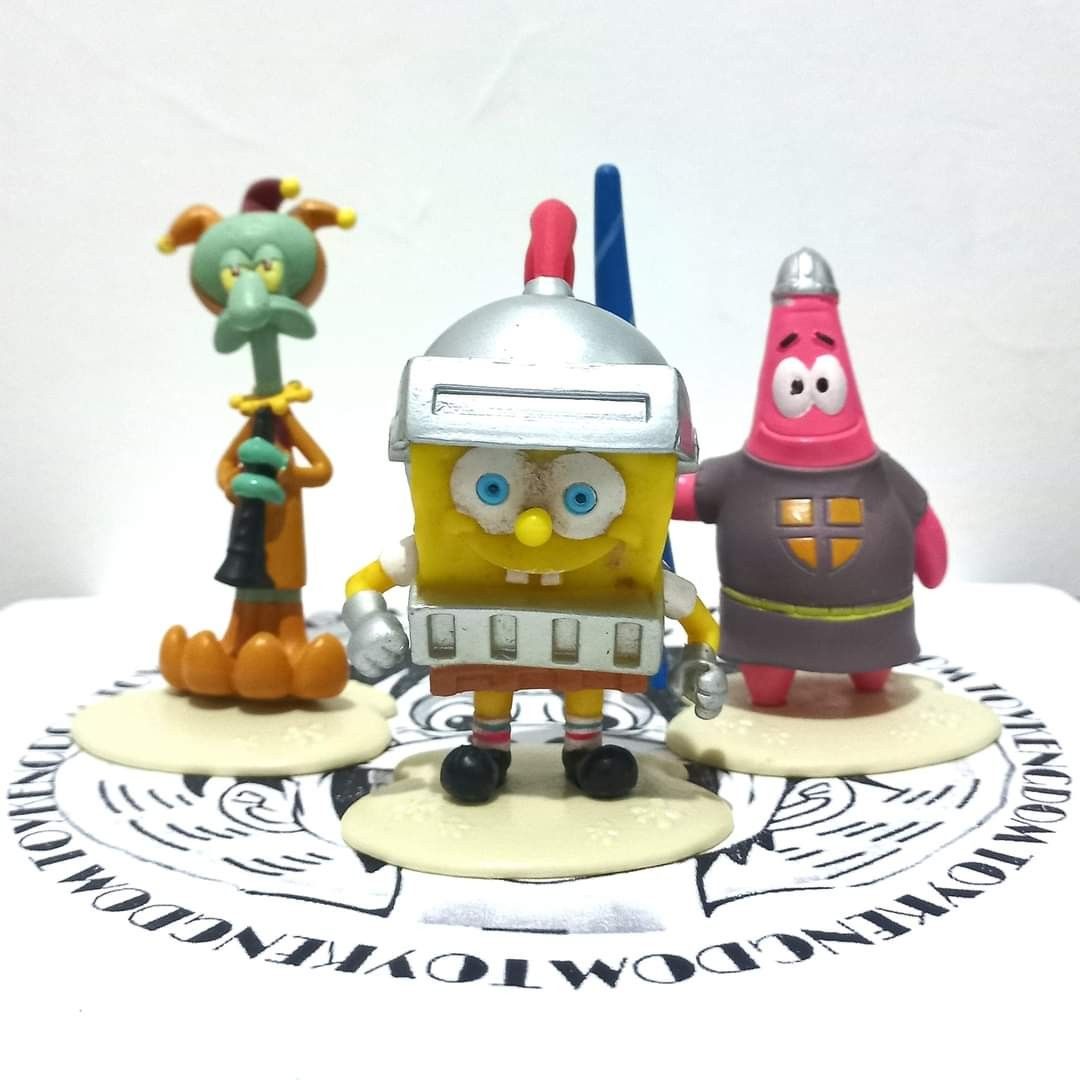 Spongebob dunces best sale and dragons toys
