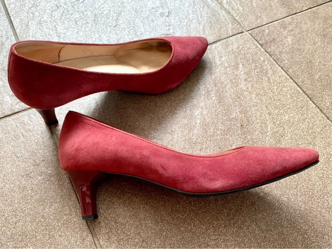 Red court shoes low cheap heel