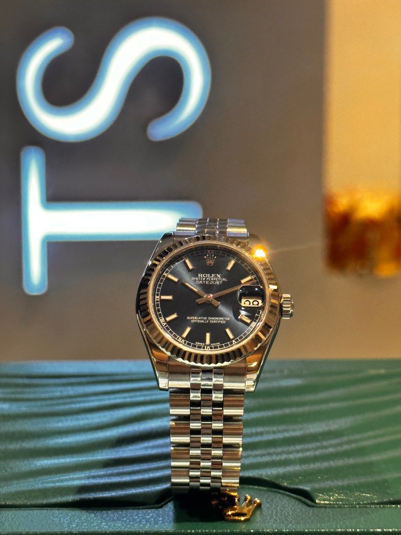 Rolex Datejust 31 178274 2017 used like new Blue Dial index hour