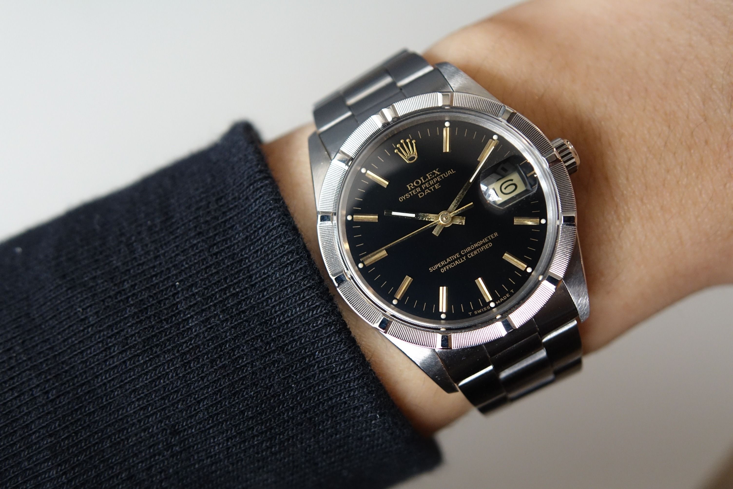 Rolex oyster perpetual date discount 15010