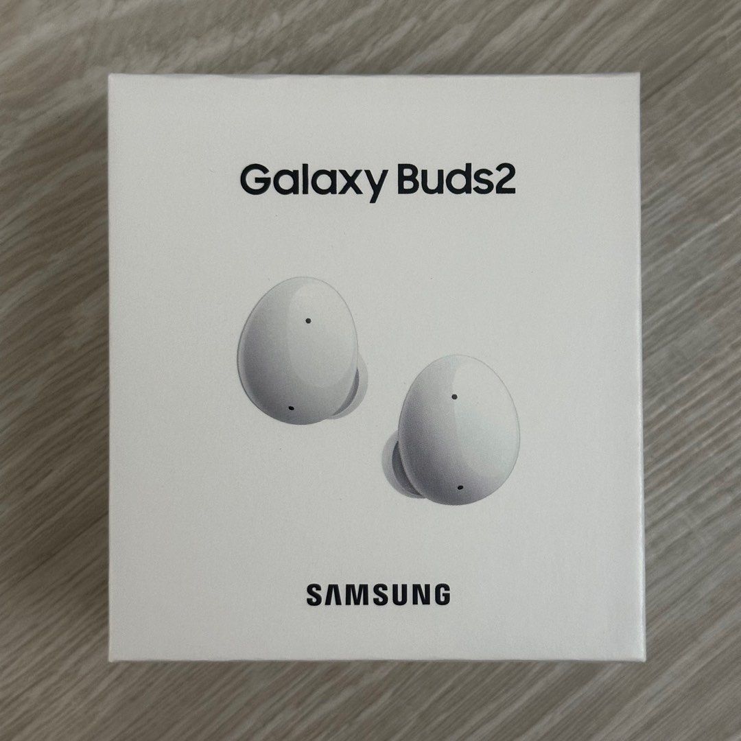 国内正規Samsung galaxy Buds 新品未開封 ストラップ/イヤホンジャック