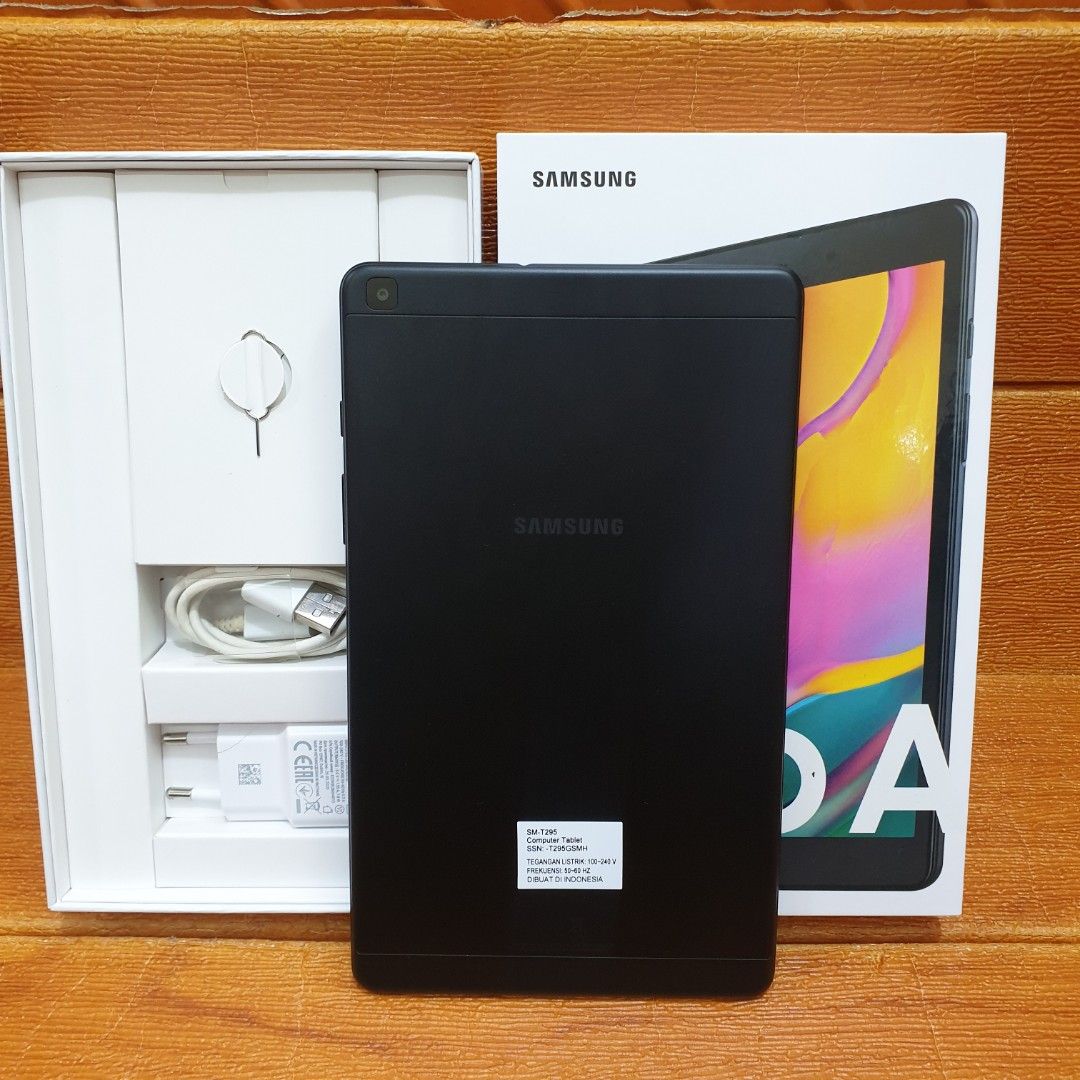 Tablet Samsung Galaxy Tab A 8.0 (2019) T295 Ram 2GB Internal 32GB Garansi  Resmi - Black
