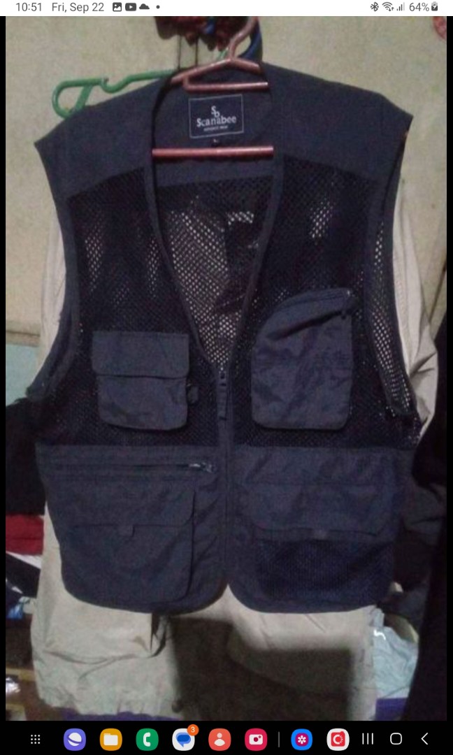 Scanabee vest packable, Men's Fashion, Coats, Jackets and Outerwear on  Carousell