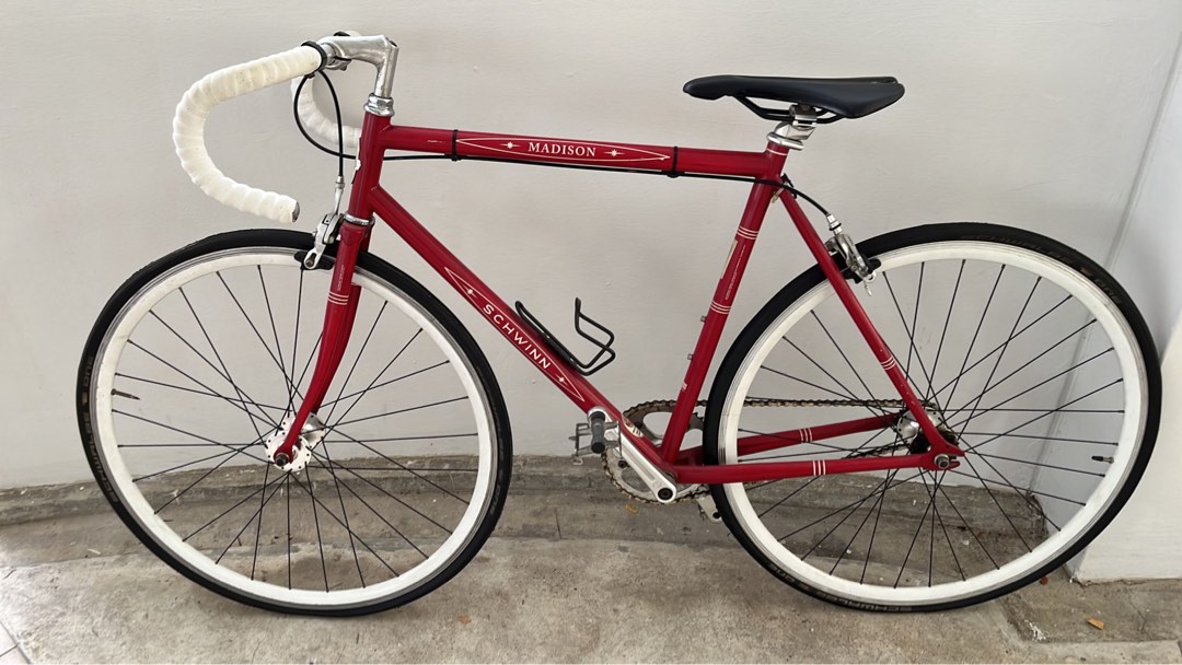 Schwinn Madison Single Speed / Fixie Bike, Sports Equipment, Bicycles
