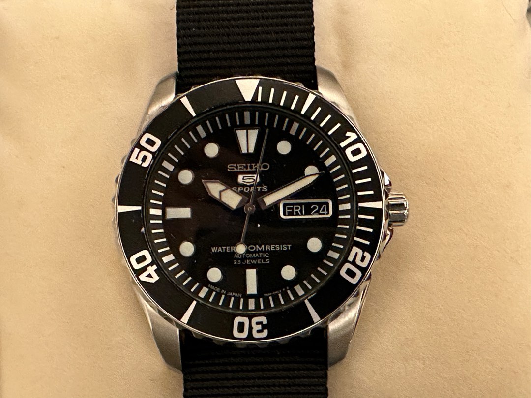 Seiko snzf17 outlet nato strap