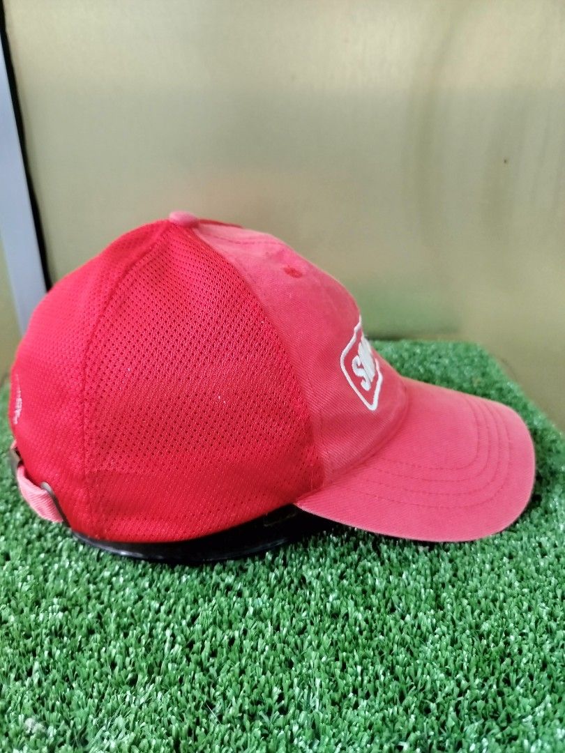 SIMPSON (Category: Cap & Hats) located in Johor Bahru. Submitted by topi_bundle (Listing ID 1256193014, Image 3). Description: as pictures.