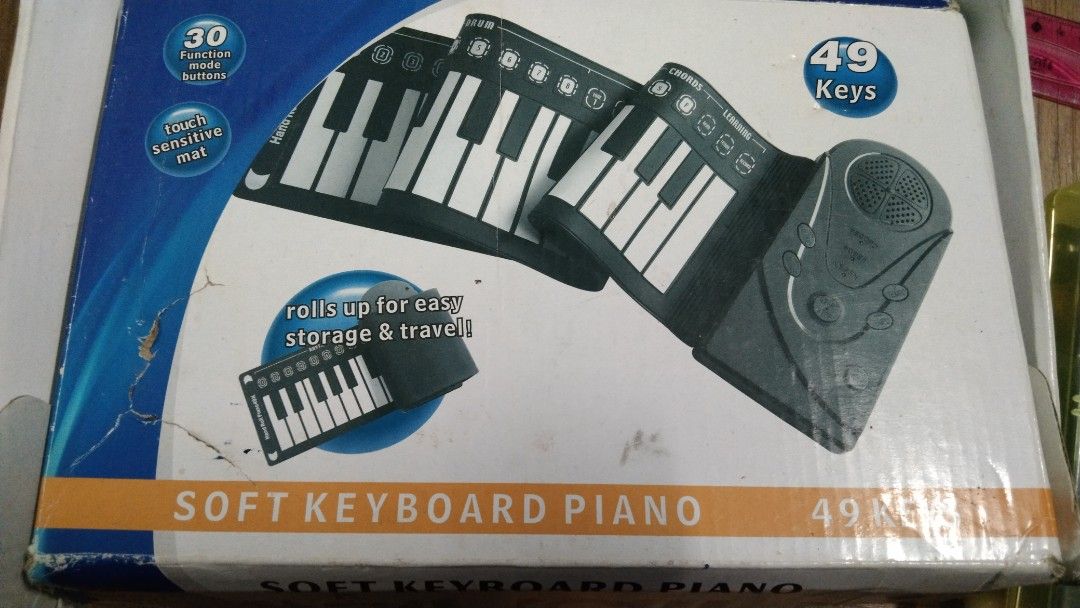 Soft keyboard piano 49 keys roll up, Hobbies & Toys, Music & Media