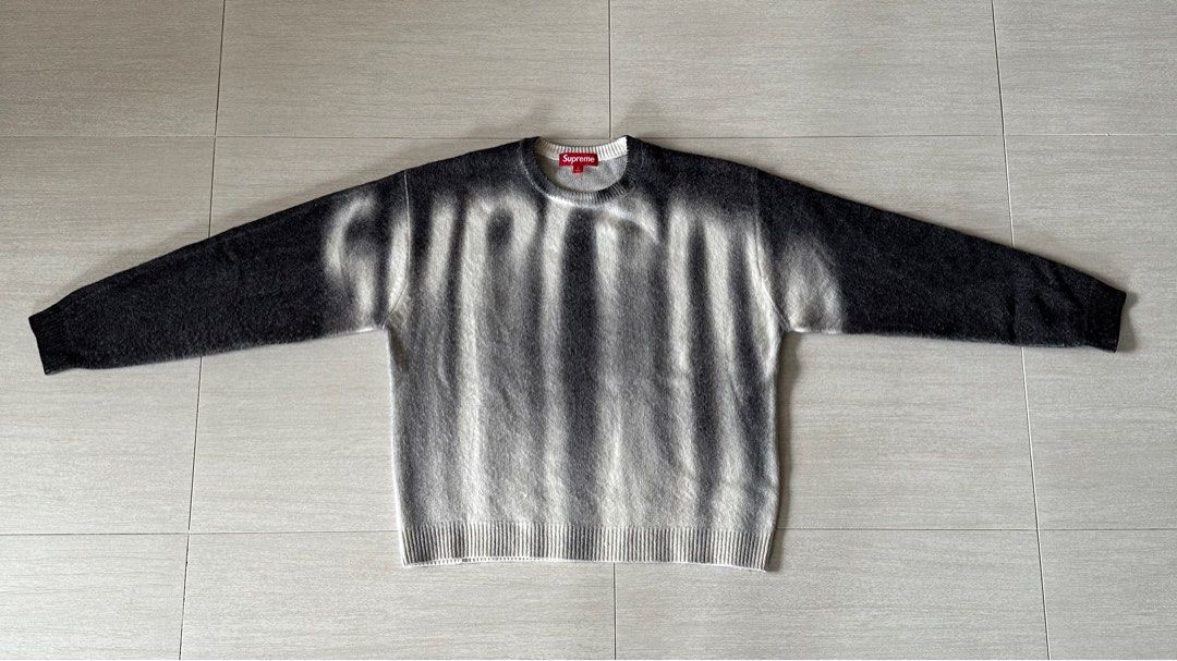 Supreme Blurred Logo Sweater, 名牌, 服裝- Carousell