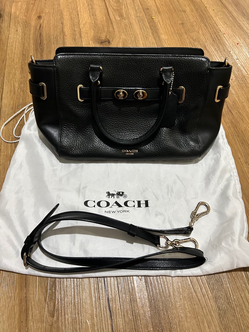 Tas coach original hitam, Barang Mewah, Tas & Dompet di Carousell