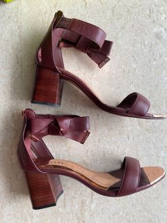 (Category: ) located in . Submitted by katoonafashion (Listing ID 1256196615, Image 1). Description: .