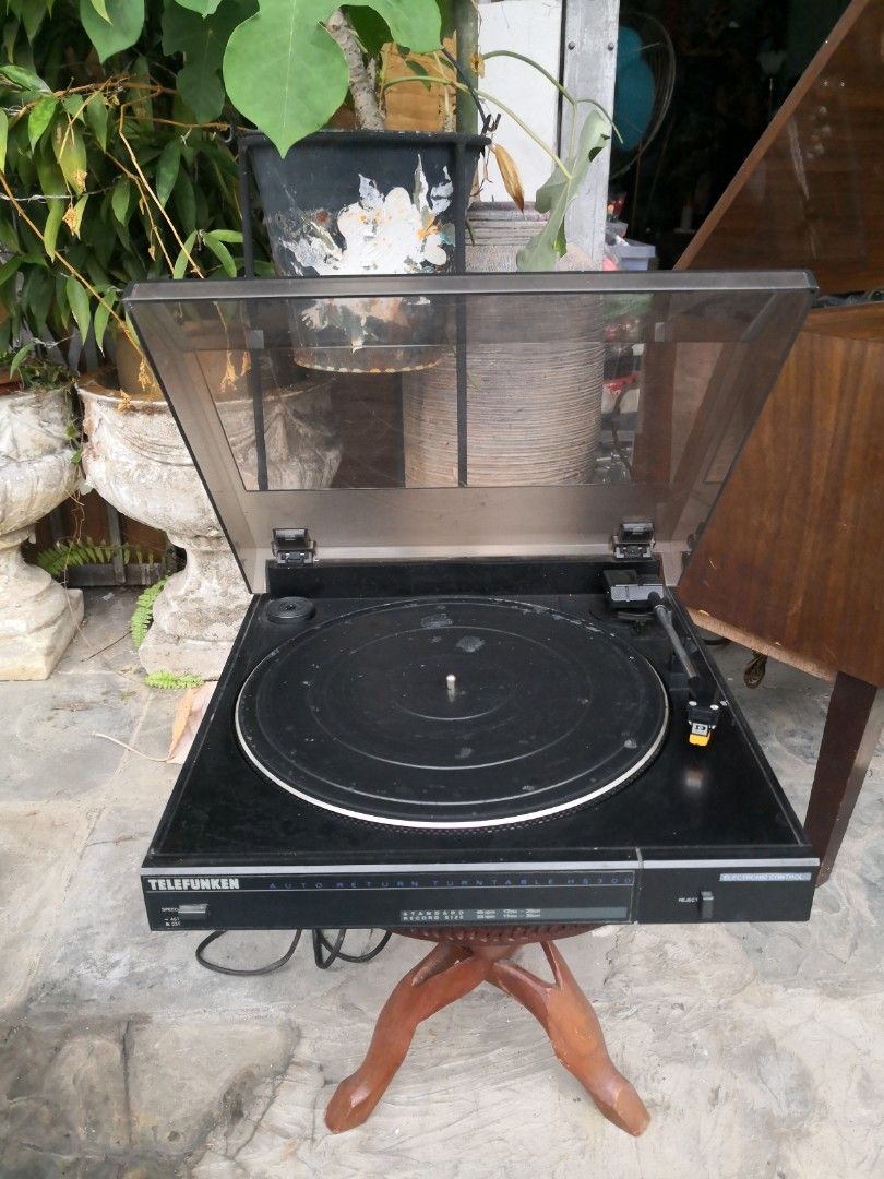 Telefunken Records Player, Hobbies & Toys, Collectibles & Memorabilia