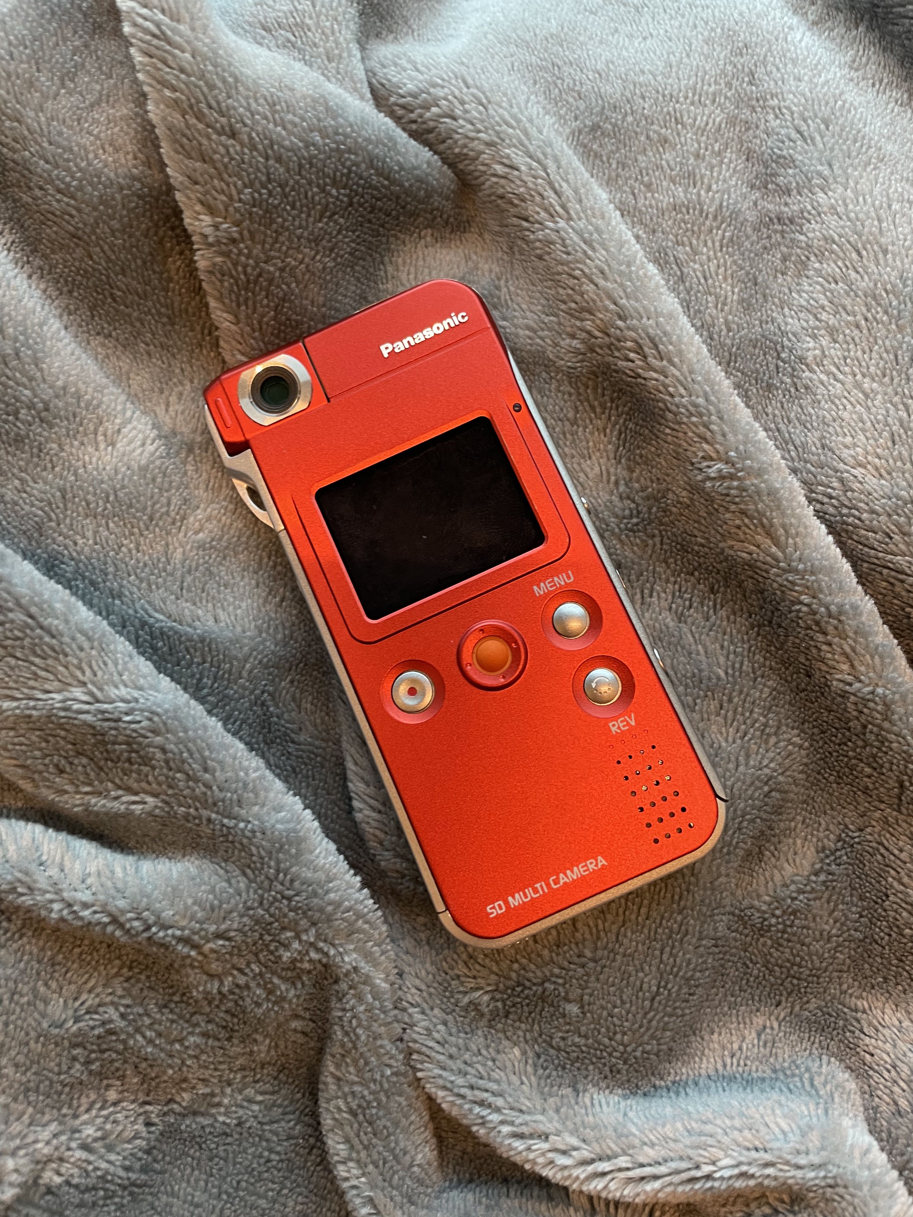 TESTED] panasonic sv-as10 vintage ccd digital flip camera