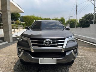 Toyota Fortuner V Auto