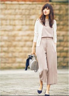 Uniqlo Drape Wide Leg Trousers in Light Pink Size S