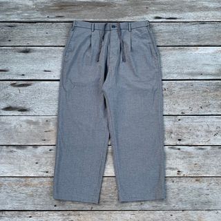 Uniqlo Pleated Wide Leg Pants