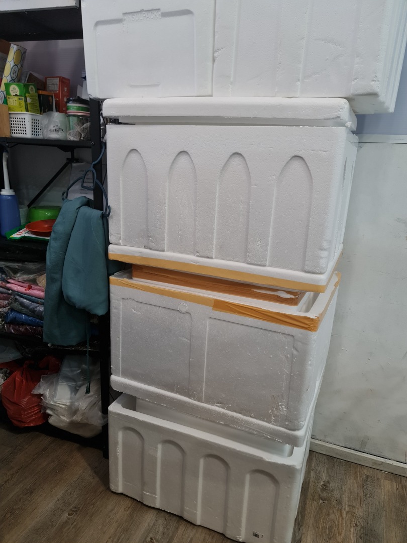 Used Styrofoam boxes, Everything Else on Carousell