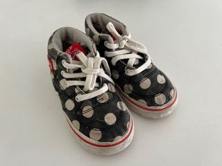 Vans kid’s sneakers